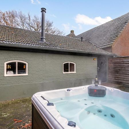 De Hoeve I Hulsel Buitenkant foto